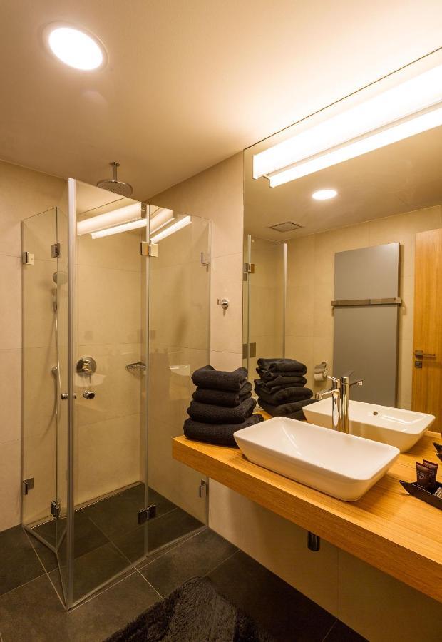 Vinarstvi Obelisk Bed & Breakfast Valtice Bagian luar foto